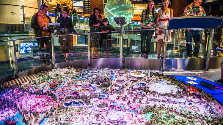 Form Assembly Walt Disney